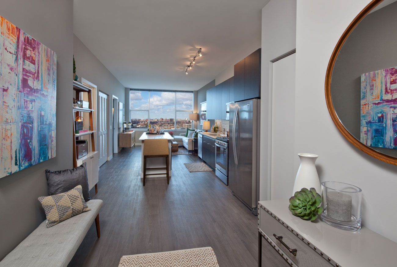 South Loop Luxury Apartments | For Rent | 1000 South Clark